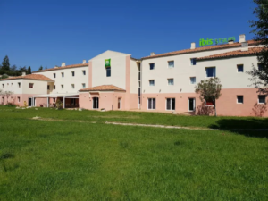 HOTEL IBIS LES PENNES MIRABEAU